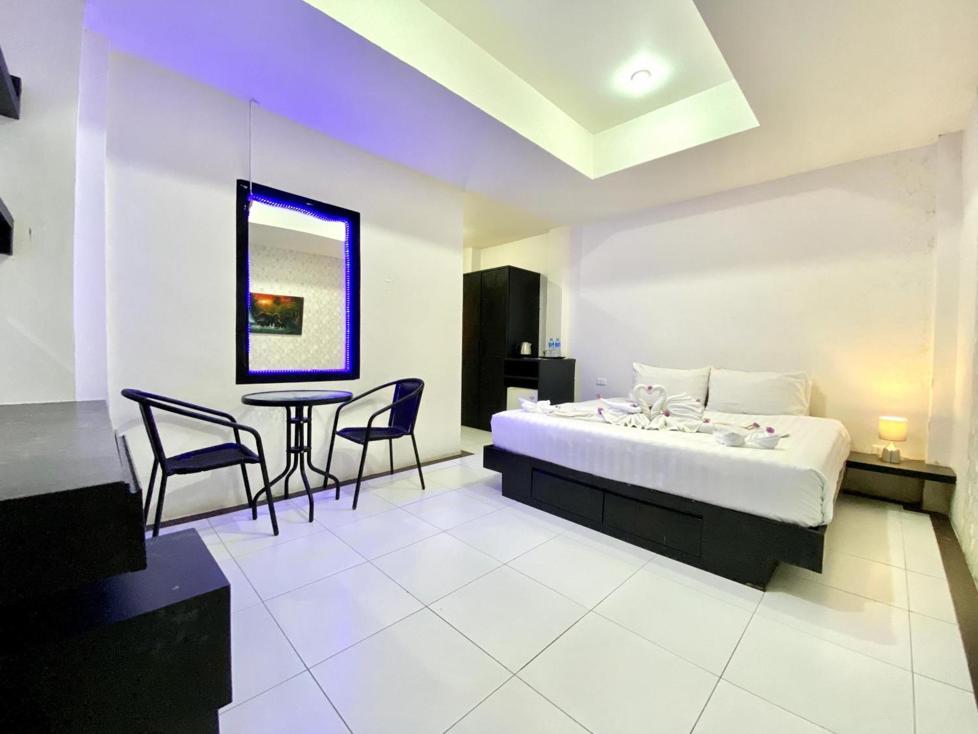 Beachwalk Patong Zewnętrze zdjęcie