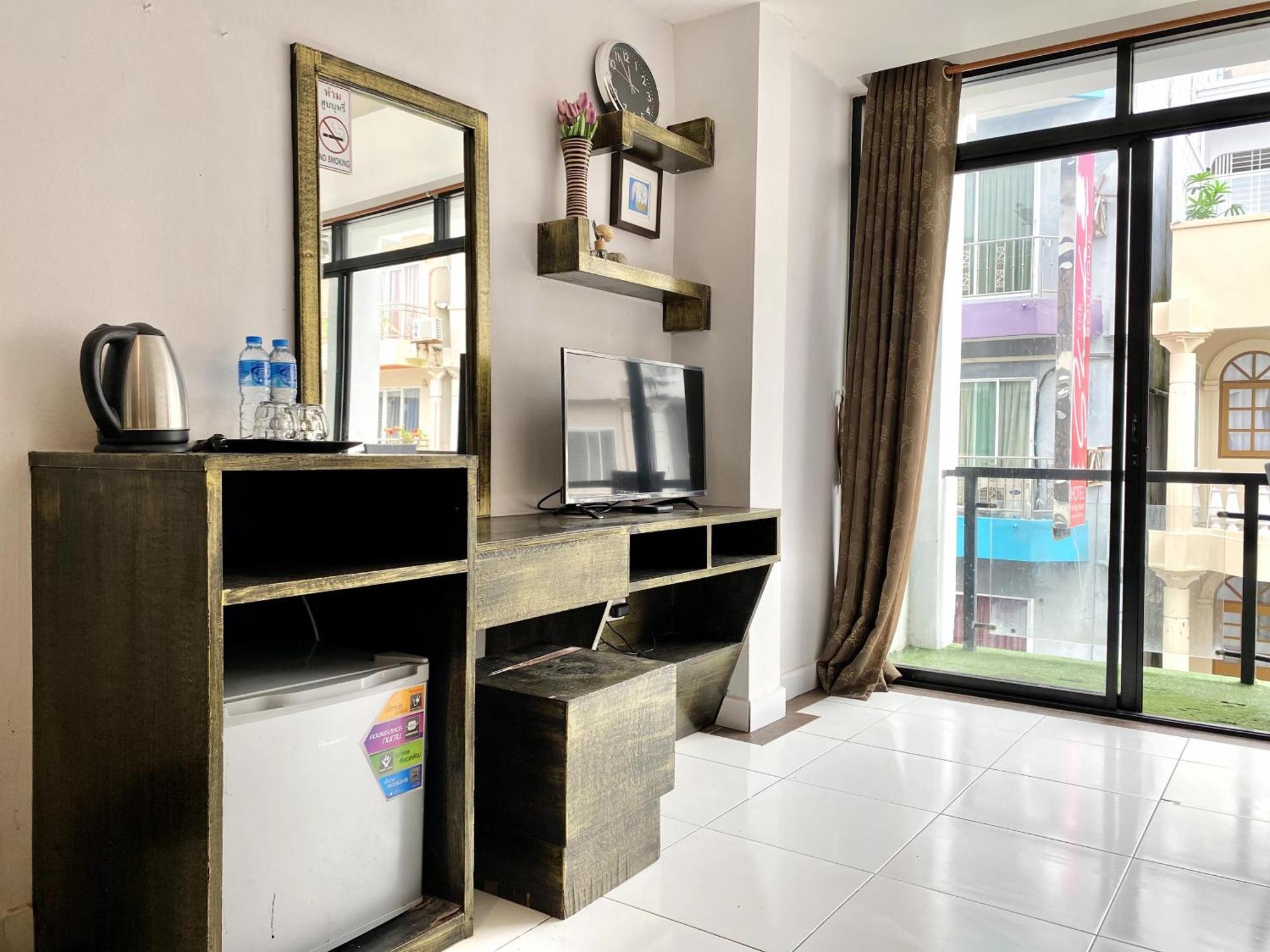 Beachwalk Patong Zewnętrze zdjęcie