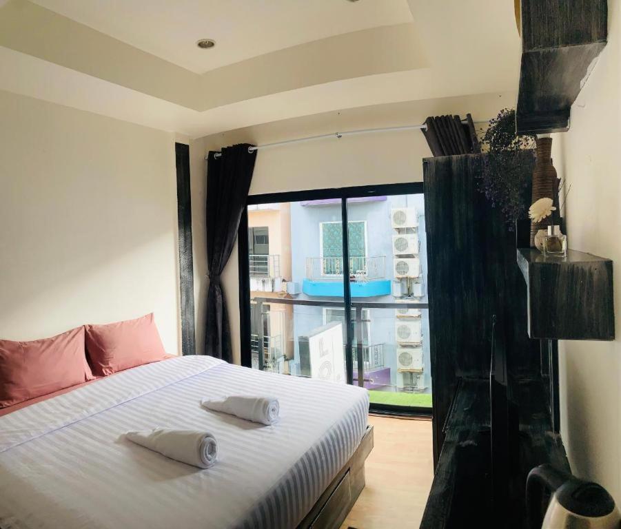 Beachwalk Patong Zewnętrze zdjęcie